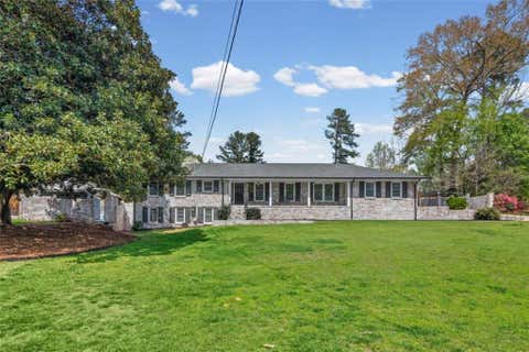 Homes For Sale - 2808 Beverly Hills Drive<br/> Marietta, GA 30068