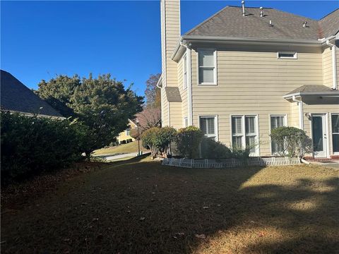 A home in Dacula