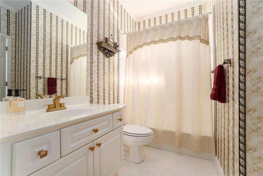 5215 Tealing Drive, Roswell, Georgia image 28