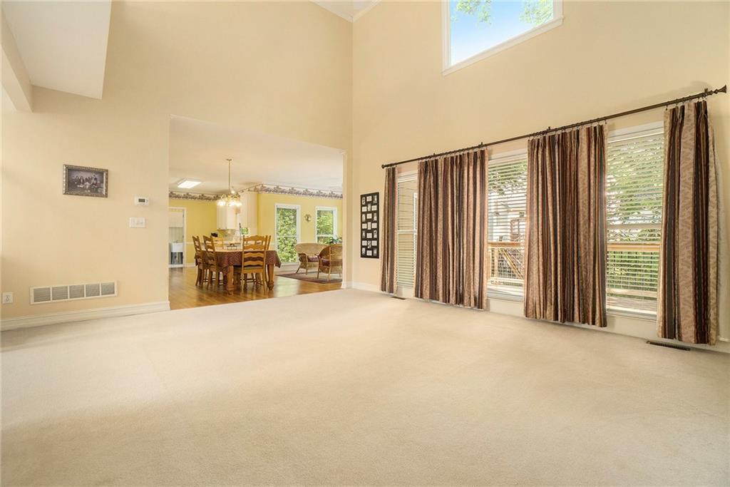 5215 Tealing Drive, Roswell, Georgia image 9