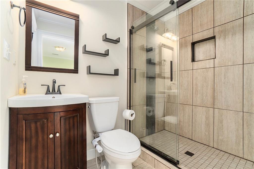 5215 Tealing Drive, Roswell, Georgia image 17