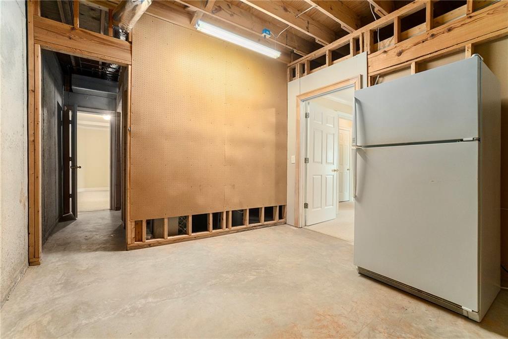 5215 Tealing Drive, Roswell, Georgia image 33