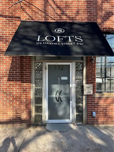 172 Haynes Street SW 102 Atlanta GA 30313