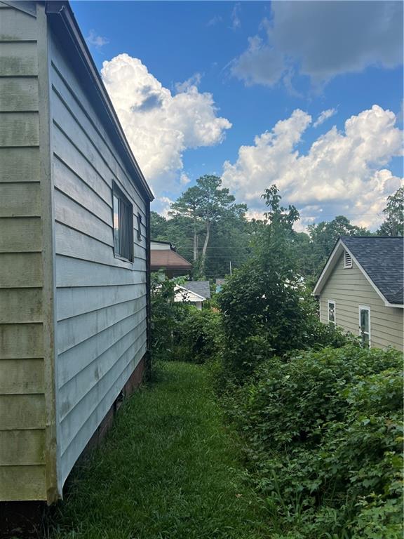 1223 Lockwood Drive SW