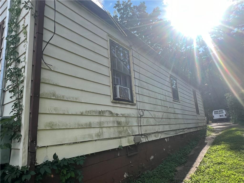 1223 Lockwood Drive SW