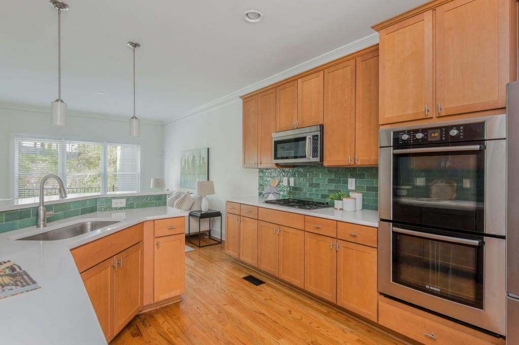 2430 Dresden Parc Circle, Atlanta, Georgia image 13