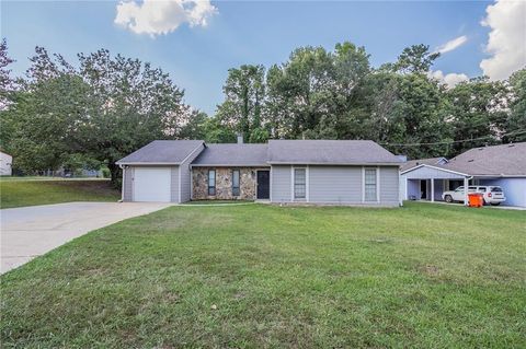 A home in Ellenwood