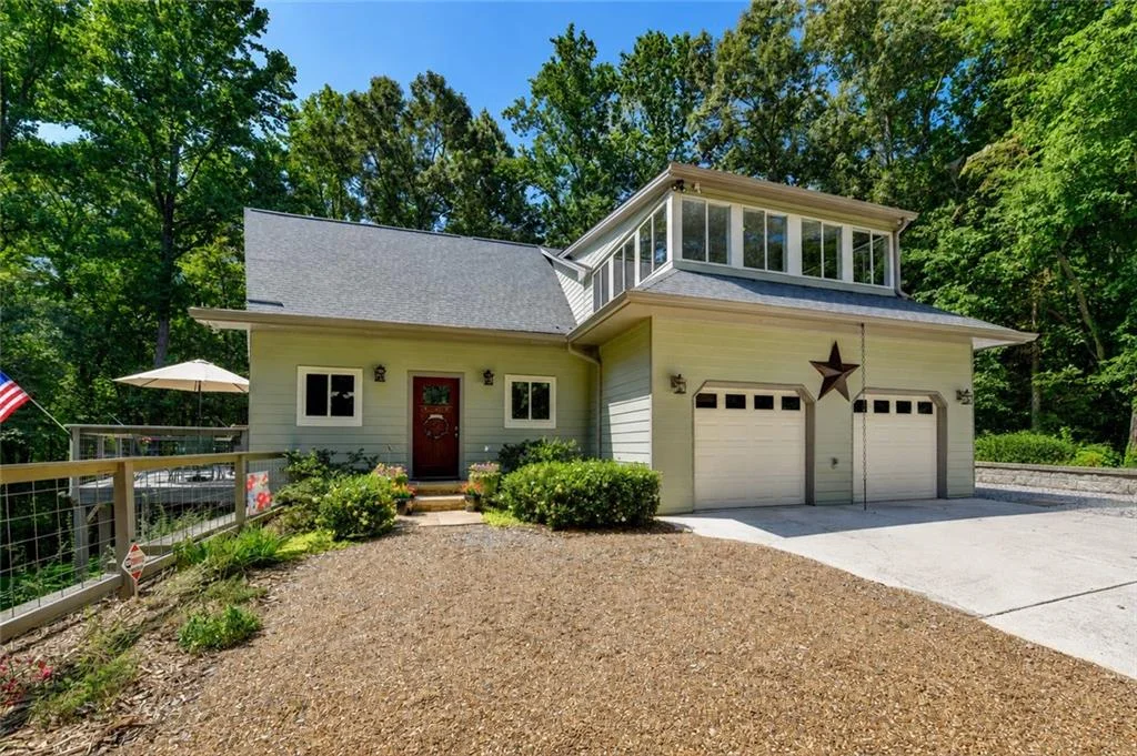 6173 Pine Circle
