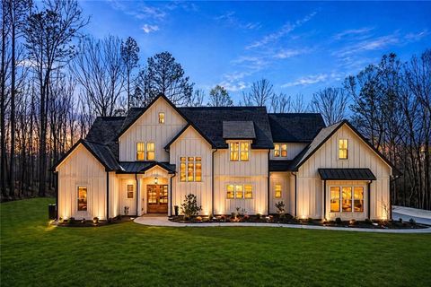 Homes For Sale - 5567 Tyree Road<br/> Douglas County, Winston, GA 30187