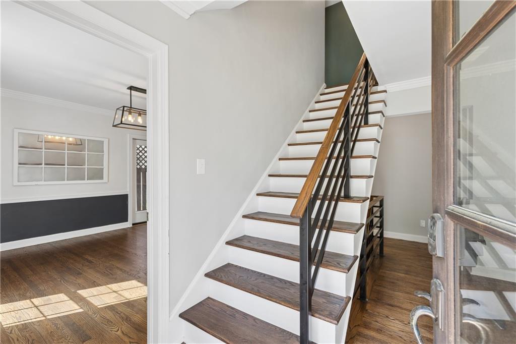 994 Northrope Drive NE