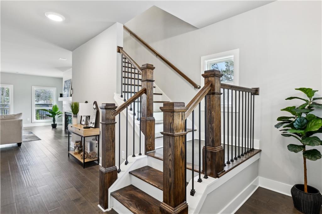 3139 Stonegate Drive, Atlanta, Georgia image 11