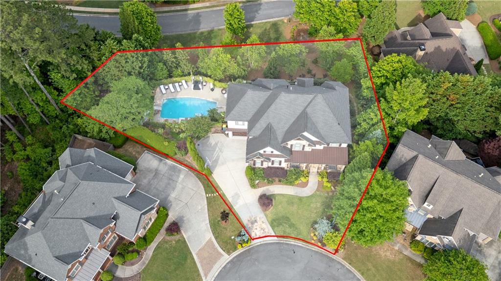 212 Fernwood Place