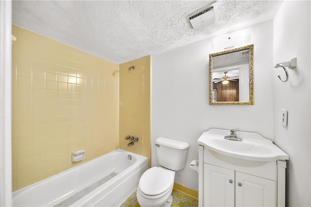 10 Buckthorne Drive, Newnan, Georgia image 7
