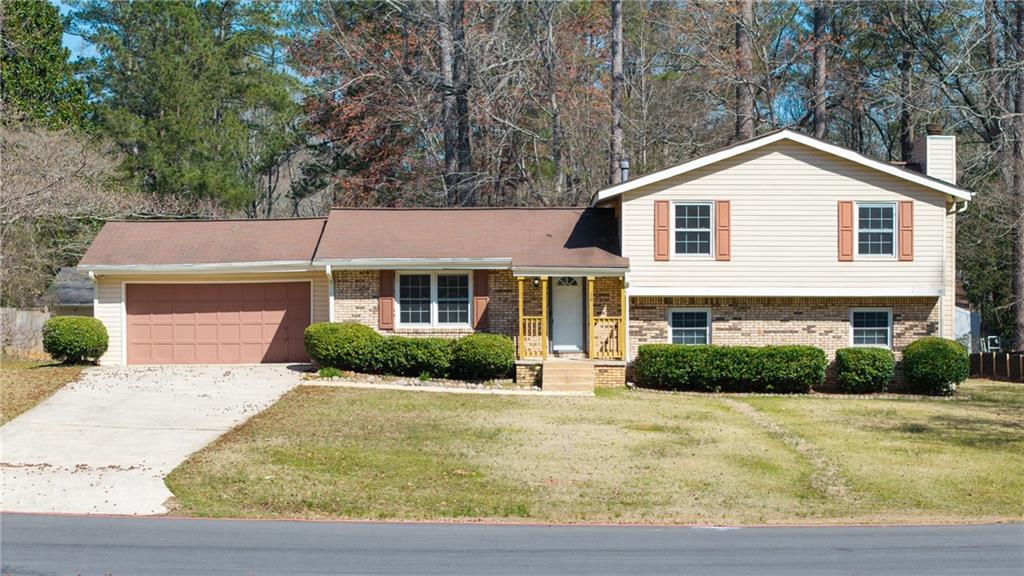 10 Buckthorne Drive, Newnan, Georgia image 1