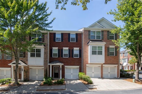 Townhouse For Rent - 2122 Meadow Peak Road<br/> Duluth, GA 30097