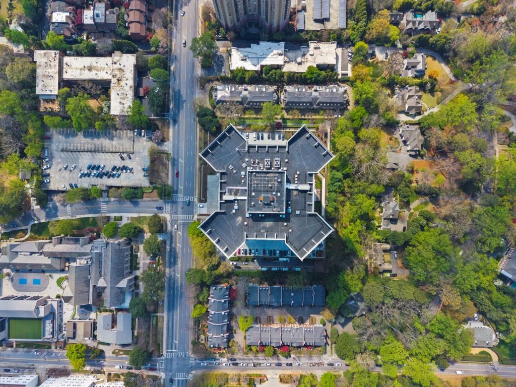 2660 Peachtree Road NW 16C