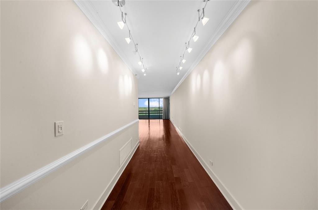 2660 Peachtree Road NW 16C