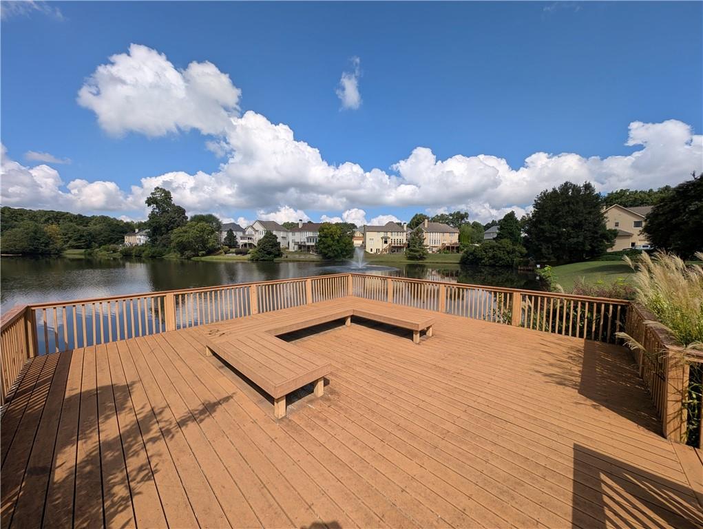 1098 Whisperwood Lane