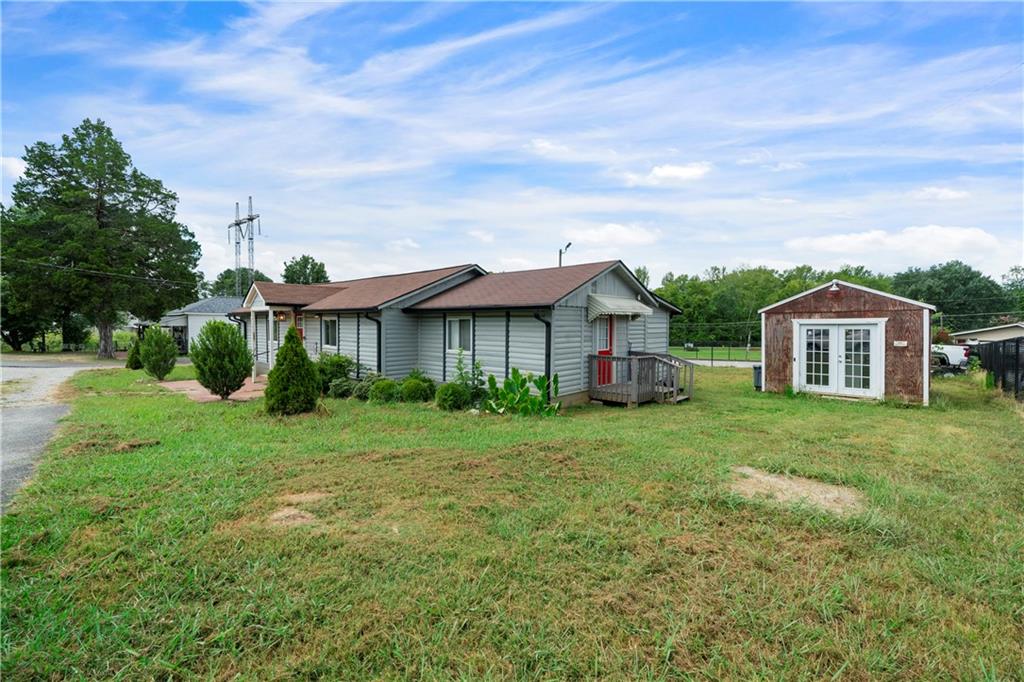 1317 Cassville Road