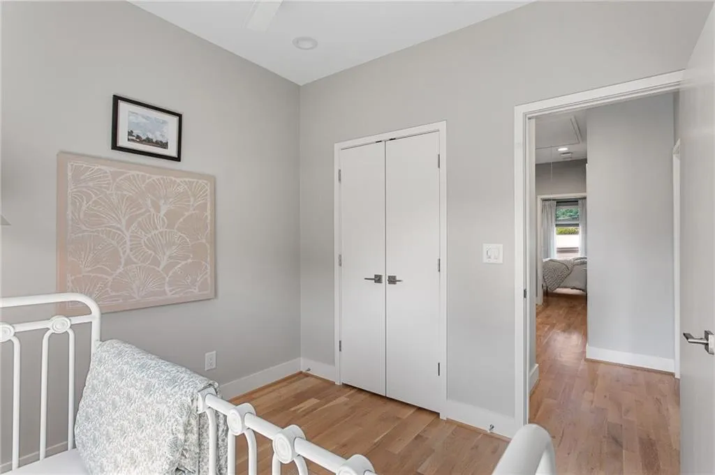 Atlanta, Georgia 30316, United States, 4 Bedrooms Bedrooms, ,3 BathroomsBathrooms,Residential,Pending,144472