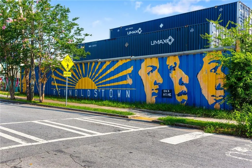 Atlanta, Georgia 30316, United States, 4 Bedrooms Bedrooms, ,3 BathroomsBathrooms,Residential,Pending,144472