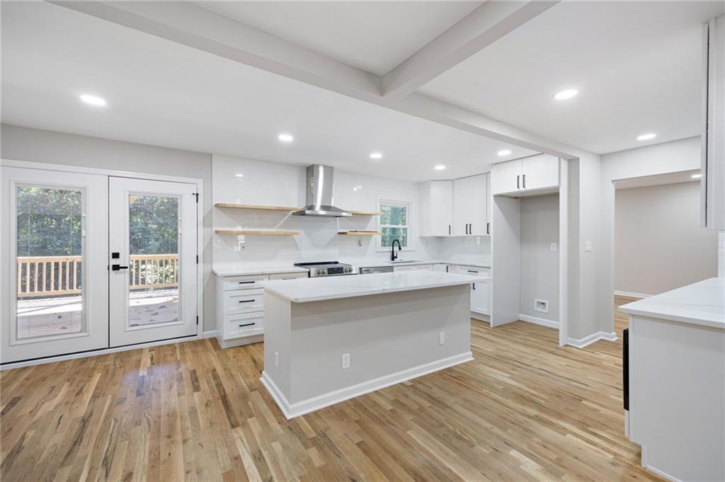 380 Thornwood Drive