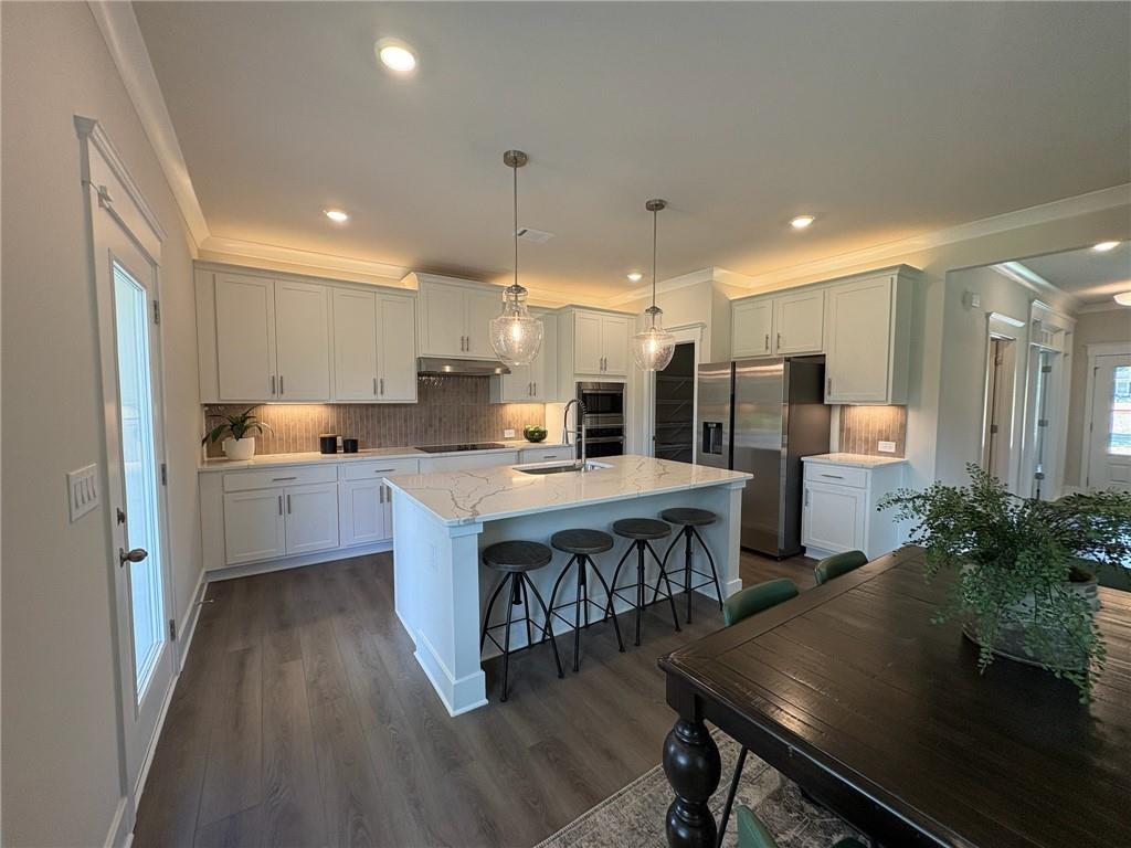 22 Commons Way