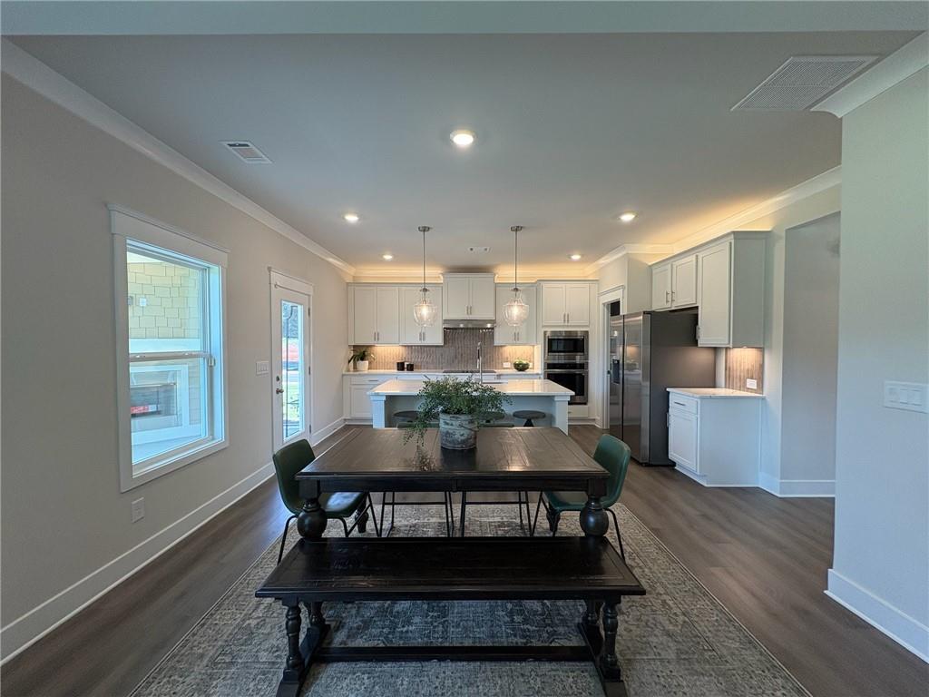 22 Commons Way