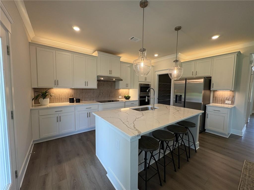 22 Commons Way