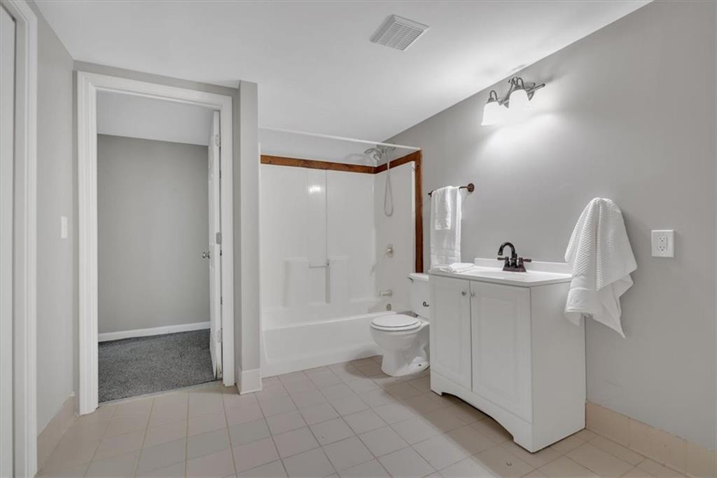 4380 Laurian Drive, Kennesaw, Georgia image 47