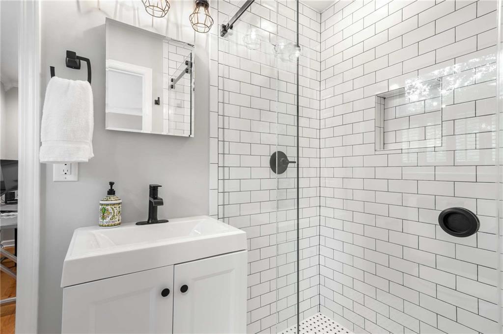 Scarlett Woods - Residential