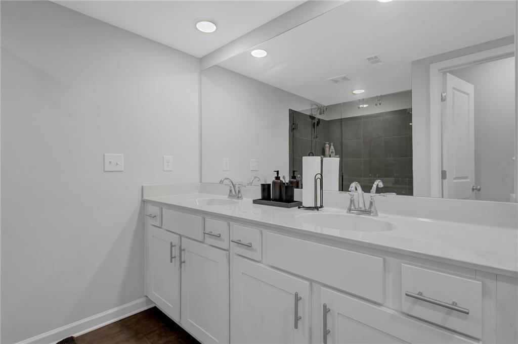 2136 Garden Place, Atlanta, Georgia image 21