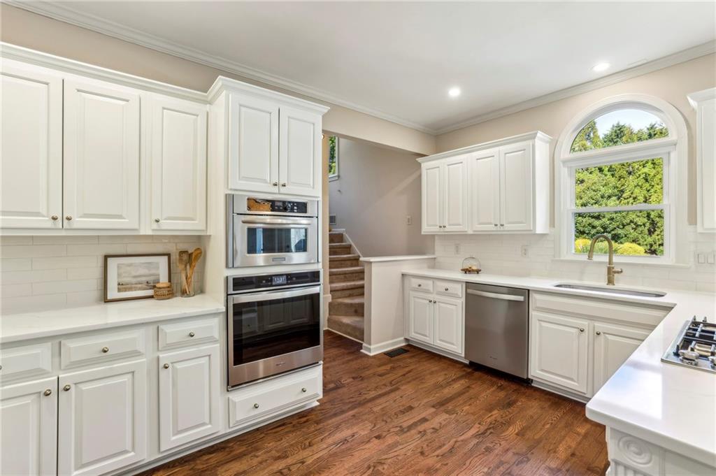 4569 Chatsworth Overlook, Roswell, Georgia image 13