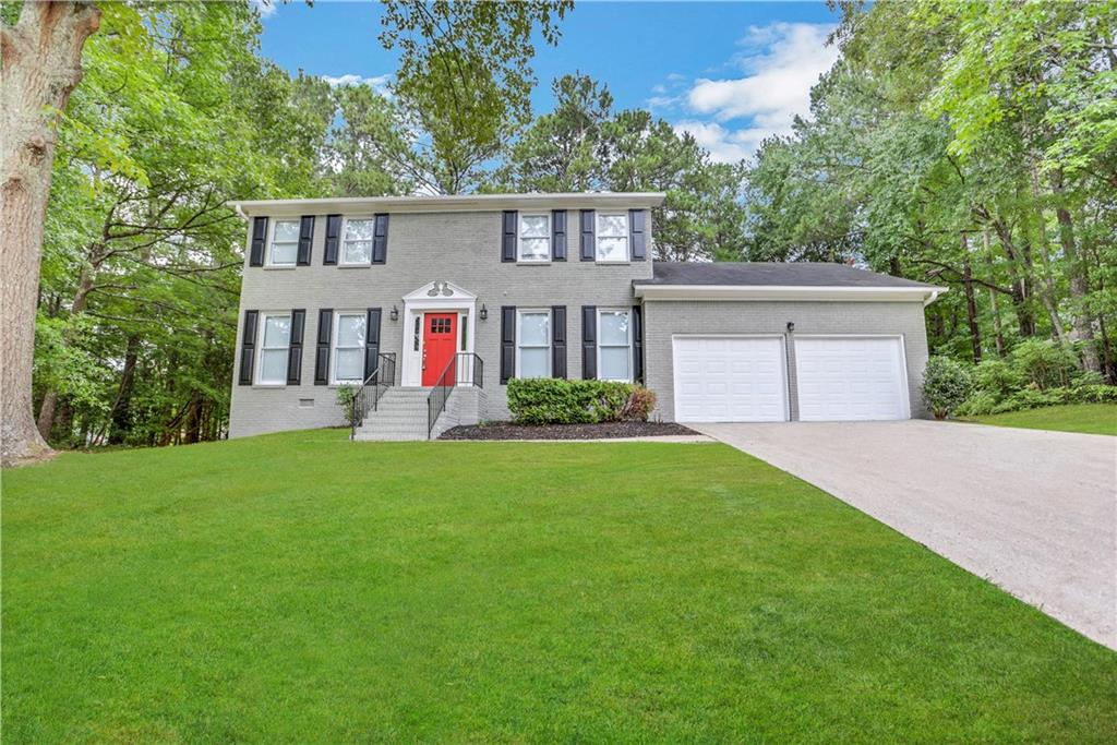 Available for Virtual Tours Only!
Move in within one week of approval and receive two free months for a 14-month lease, if qualified! First full month receives rent concession and, if rent is current, sixth month receives rent concession.
Ready Now! Stunningly renovated home with 3 bedroom 2.5 bathroom in Marietta. Call to schedule a viewing today, this wont last long!Â
Excalibur Homes does not advertise on Facebook or Craigslist. Be advised that the sq ft and other features provided may be approximate. Prices and/or availability dates may change without notice. Lease terms 12 months or longer. Application fee is a non-refundable $75 per adult over 18 years of age. One-time $200 Administrative fee due at move-in. Most homes are pet-friendly. Breed restrictions may apply. Rental insurance required.