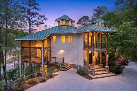 Homes For Sale - 8990 Fields Way<br/> Gainesville, GA 30506