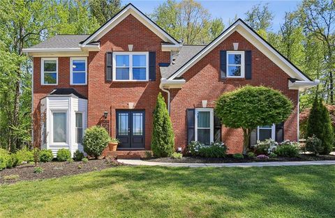 Photo of 1655 River Oak Dr, Roswell, GA 30075 (MLS # 7754075)