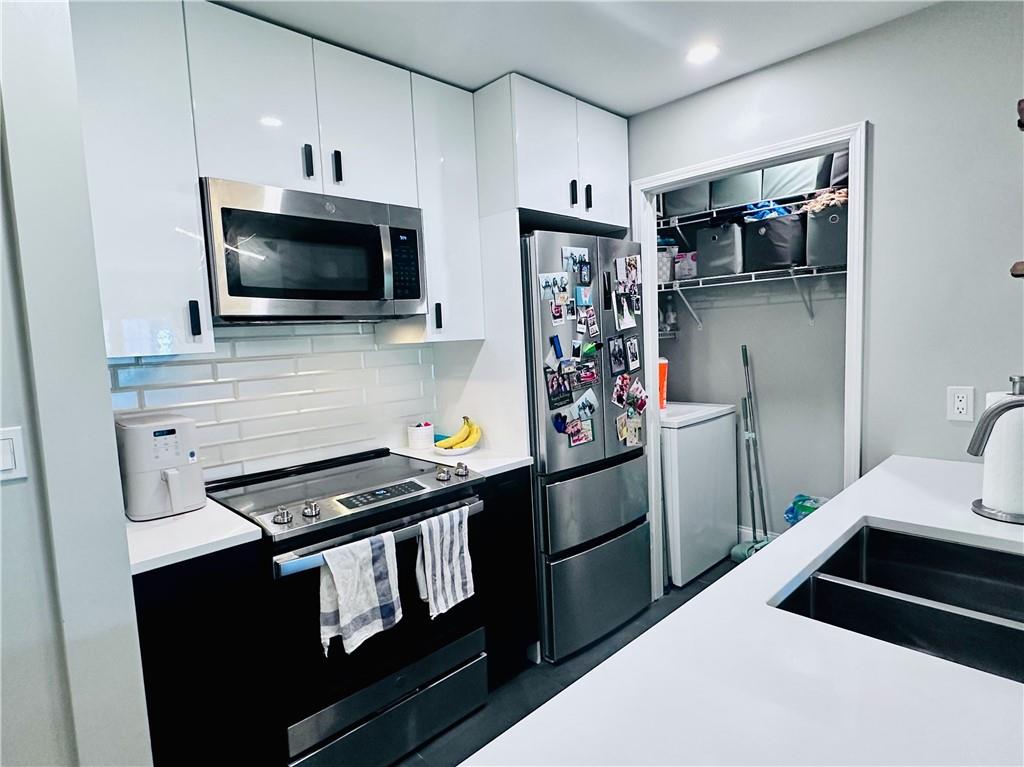 1075 Peachtree Walk NE A415
