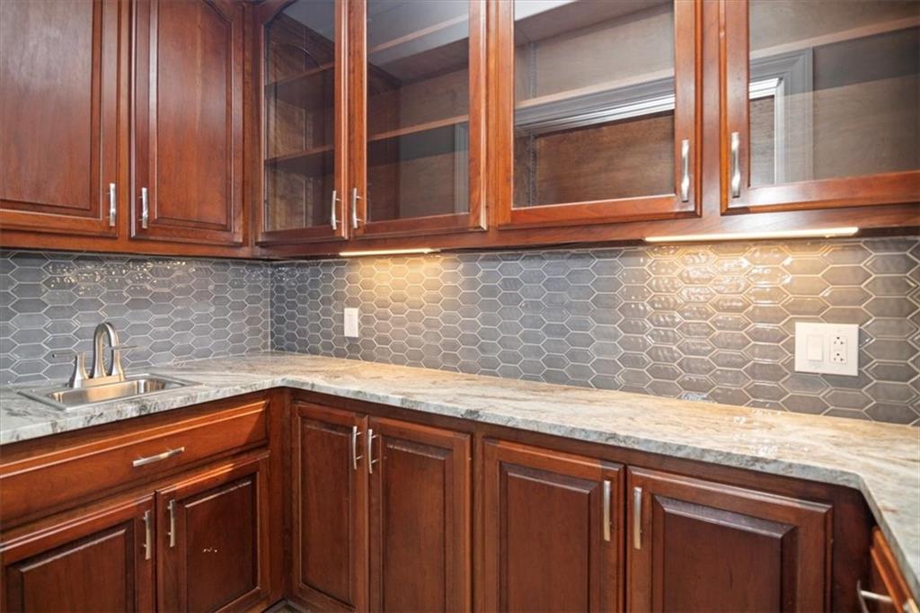 40 Sanderlin Mountain Drive