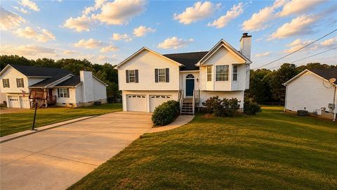 Homes For Sale - 137 Concorde Drive<br/> Carroll County, Villa Rica, GA 30180