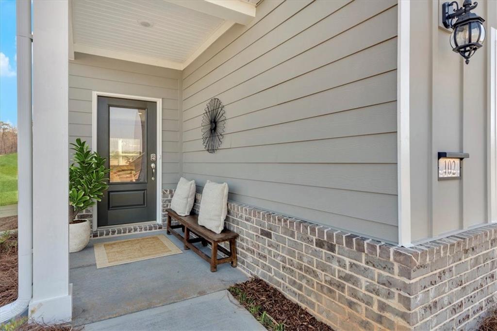 111 Lavender Circle, Calhoun, Georgia image 5