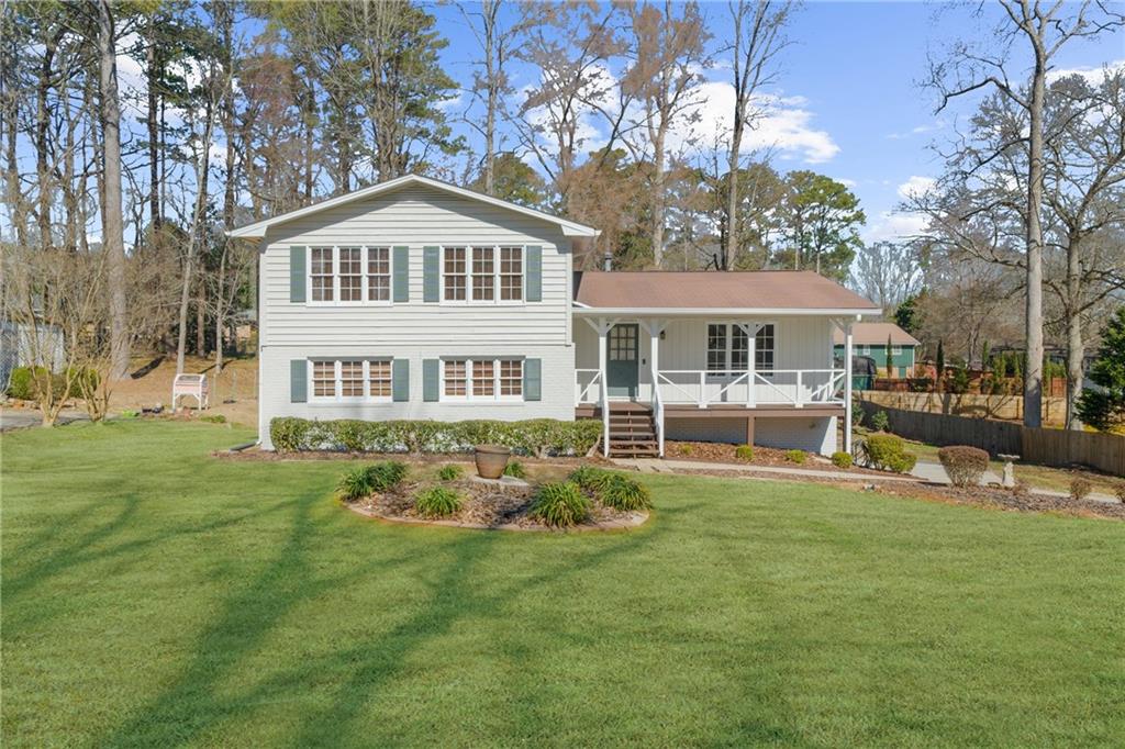 322 Foxfire Drive, Smyrna, Georgia image 1