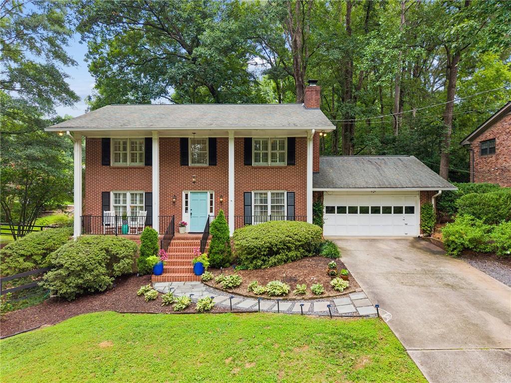 2544 Circlewood Road NE