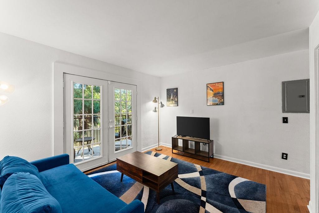 1355 Euclid Avenue NE 21B