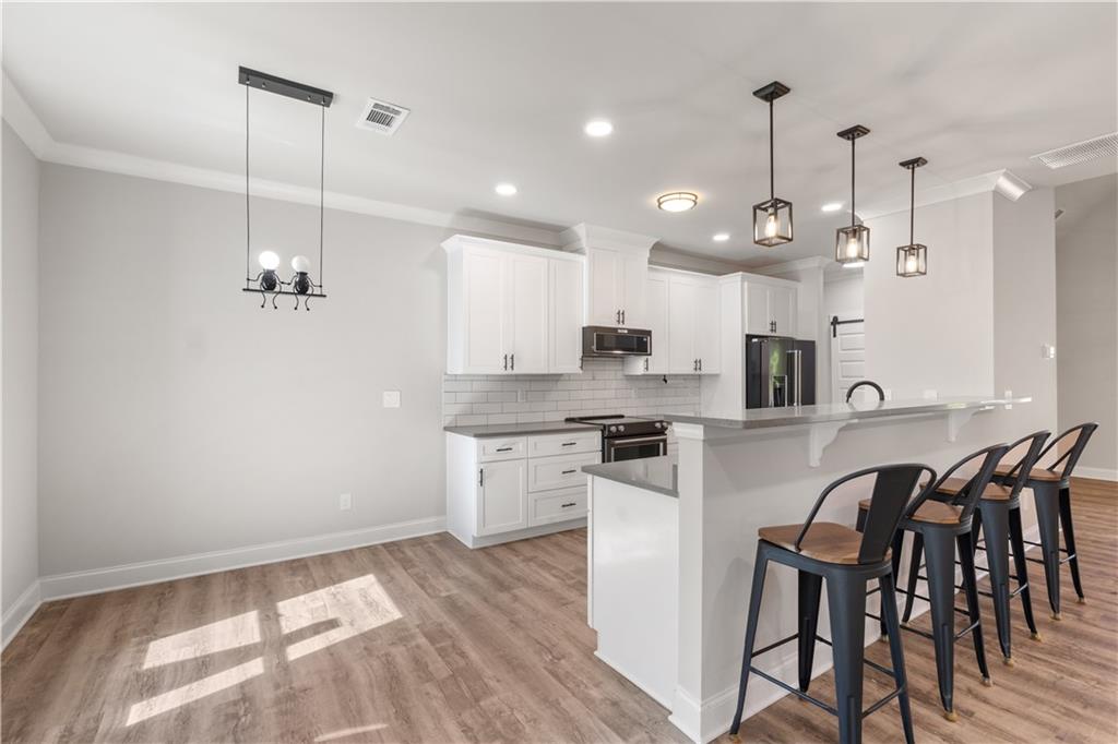130 E Crestwood Road