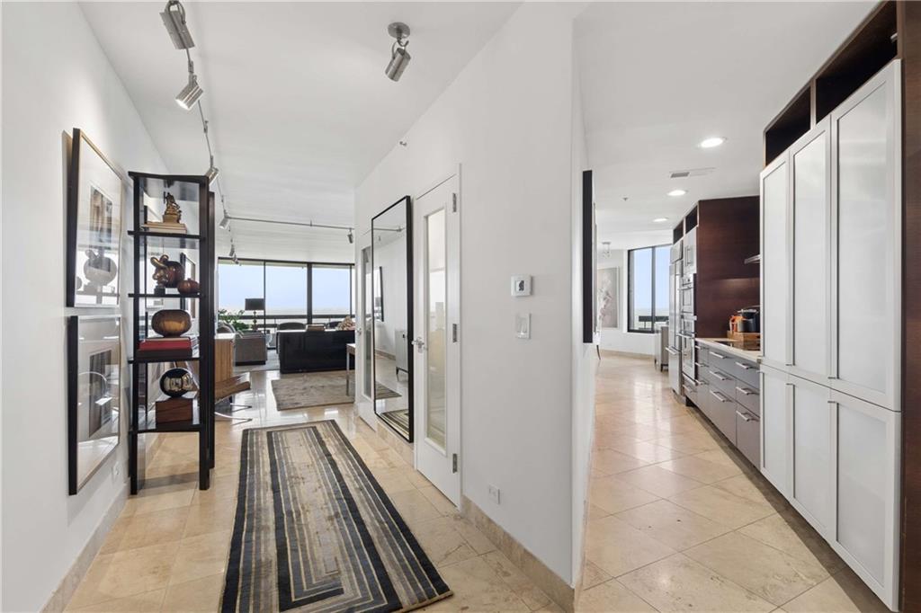 2660 Peachtree Road NW 39D