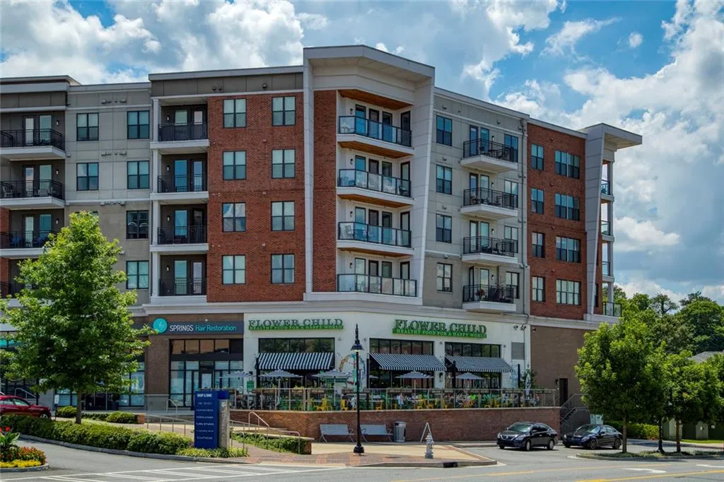 Atlanta, Georgia 30350, United States, 2 Bedrooms Bedrooms, ,1 BathroomBathrooms,Residential,Active,254000