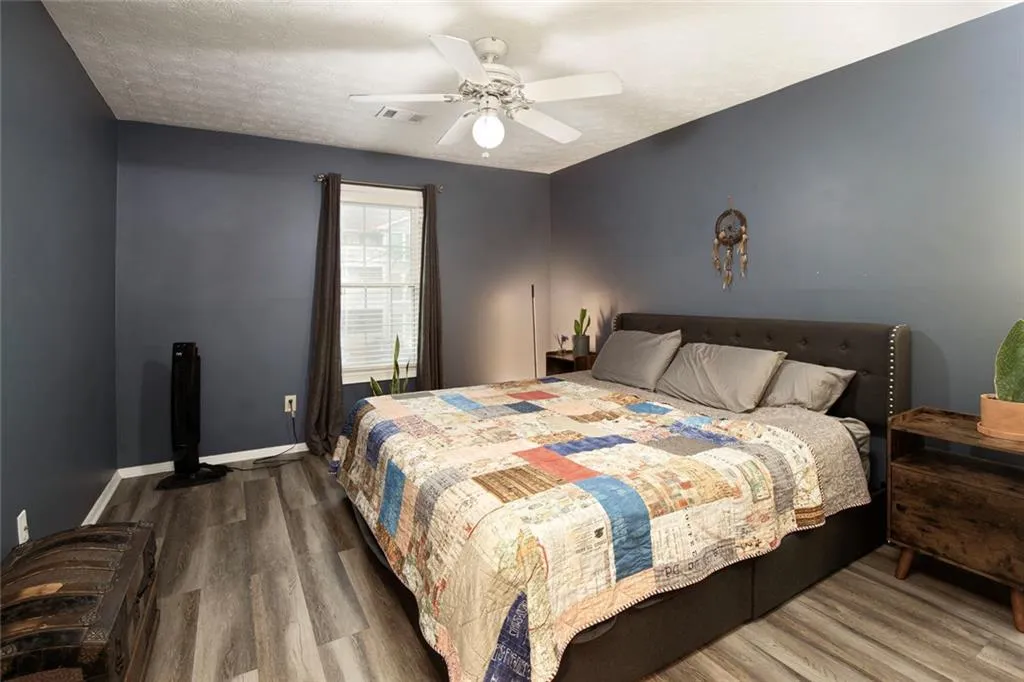 Atlanta, Georgia 30350, United States, 2 Bedrooms Bedrooms, ,1 BathroomBathrooms,Residential,Active,254000