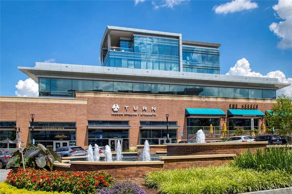 Atlanta, Georgia 30350, United States, 2 Bedrooms Bedrooms, ,1 BathroomBathrooms,Residential,Active,254000