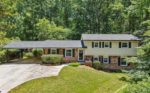 4372 Ashwoody Trail NE Brookhaven GA 30319