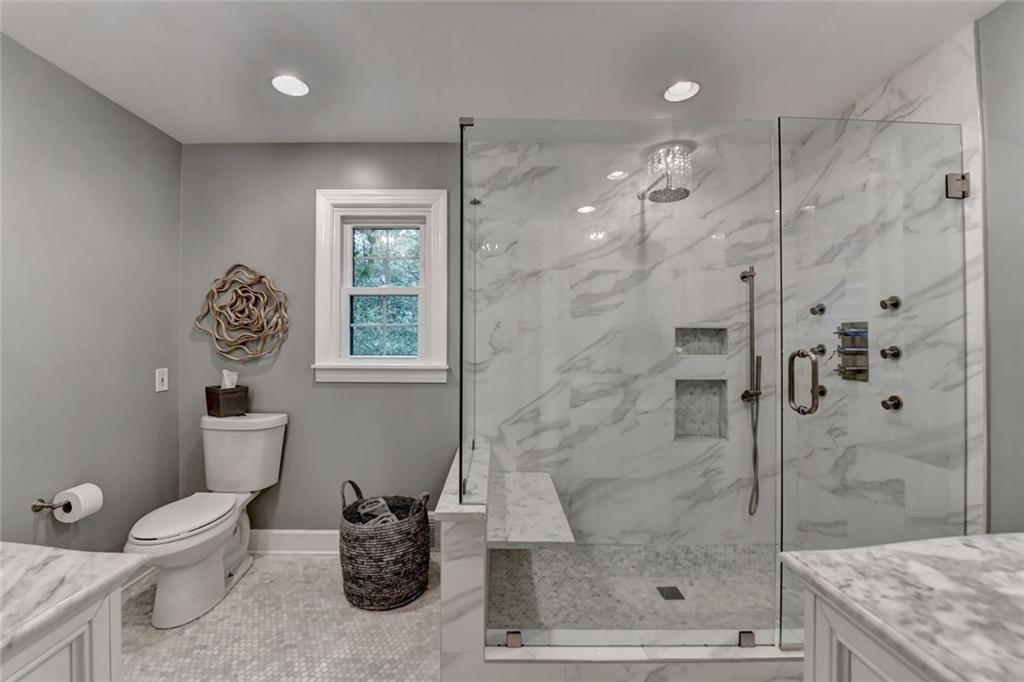5475 Trowbridge Drive, Dunwoody, Georgia image 19